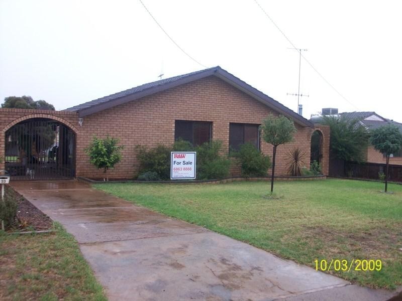 33 Webb Street, Parkes NSW 2870