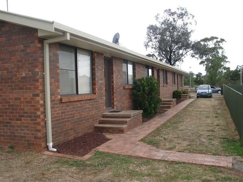 1 Oxley Street, Parkes NSW 2870