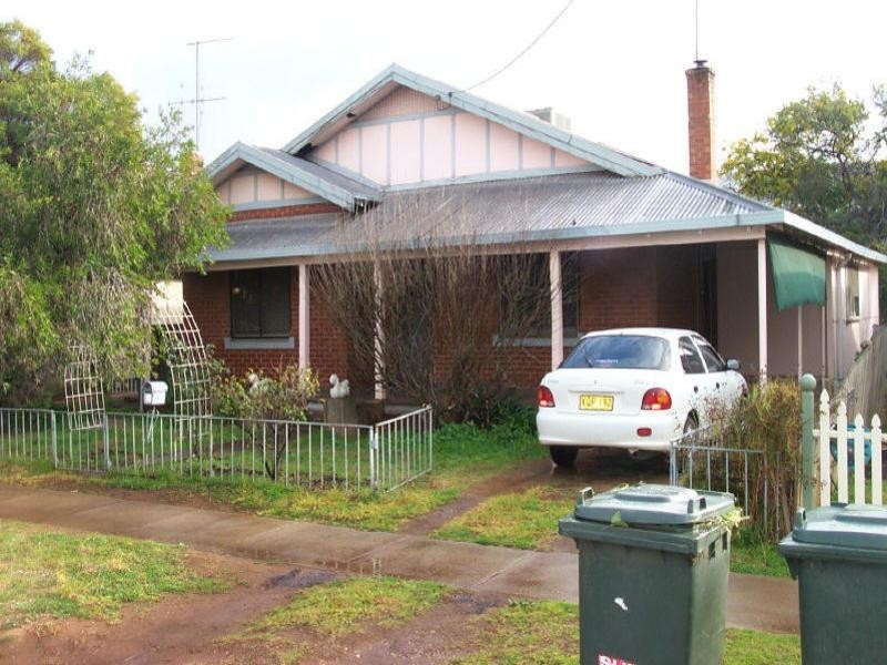 6 Grenfell Street, Parkes NSW 2870