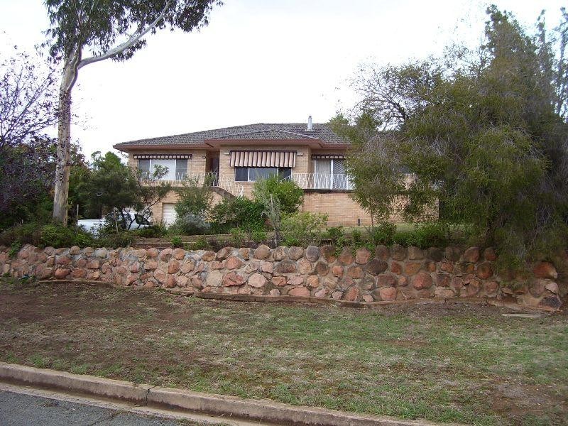 16 Mengarvie Road, Parkes NSW 2870