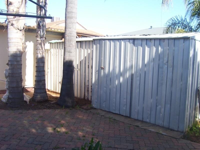 14 Lawson Street, Parkes NSW 2870