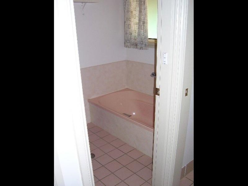 14 Paterson Street, Parkes NSW 2870