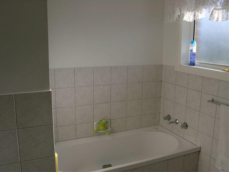 1/9 Ken Payne Place, Parkes NSW 2870