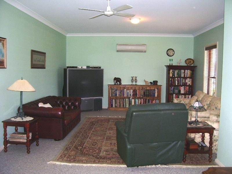 21 Wangara Lane, Parkes NSW 2870