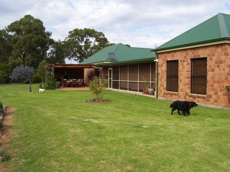 21 Wangara Lane, Parkes NSW 2870