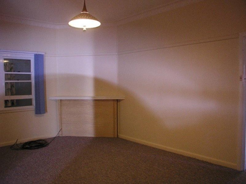 25 Clarinda Street, Parkes NSW 2870