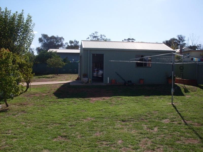 10 Coleman Road, Parkes NSW 2870