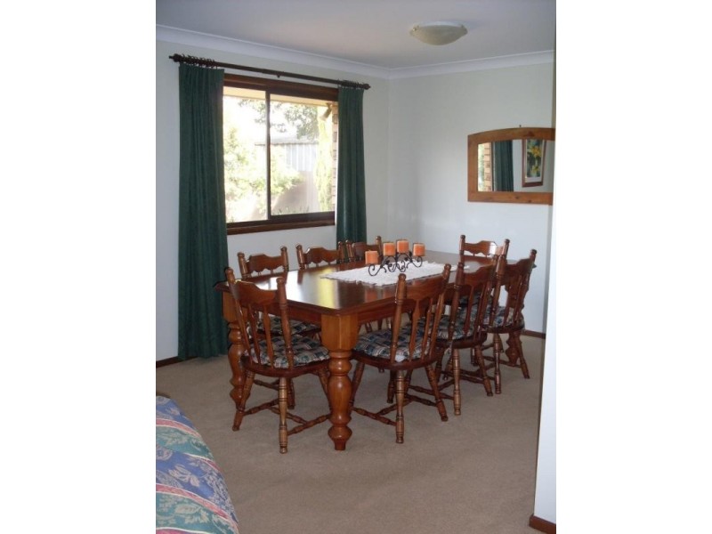 27 Lawson Street, Parkes NSW 2870