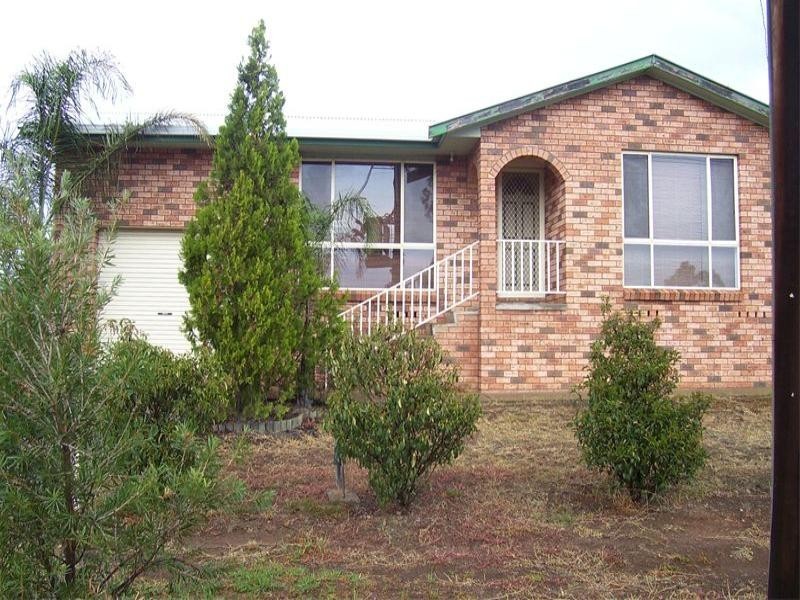 87 Woodward Street, Parkes NSW 2870