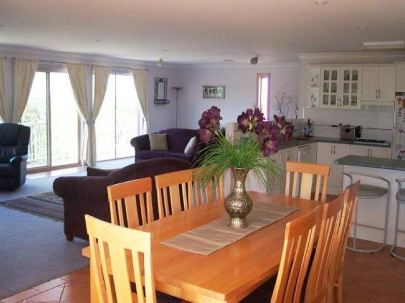 12 Highland Avenue, Parkes NSW 2870