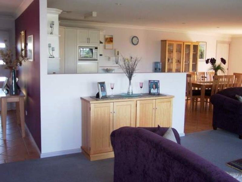 12 Highland Avenue, Parkes NSW 2870