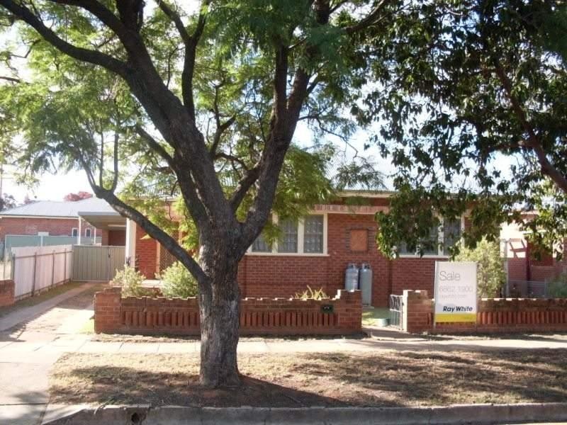 48 Cecile Street, Parkes NSW 2870