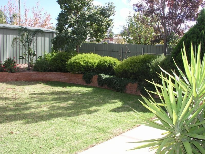 6-8 Coleman Road, Parkes NSW 2870