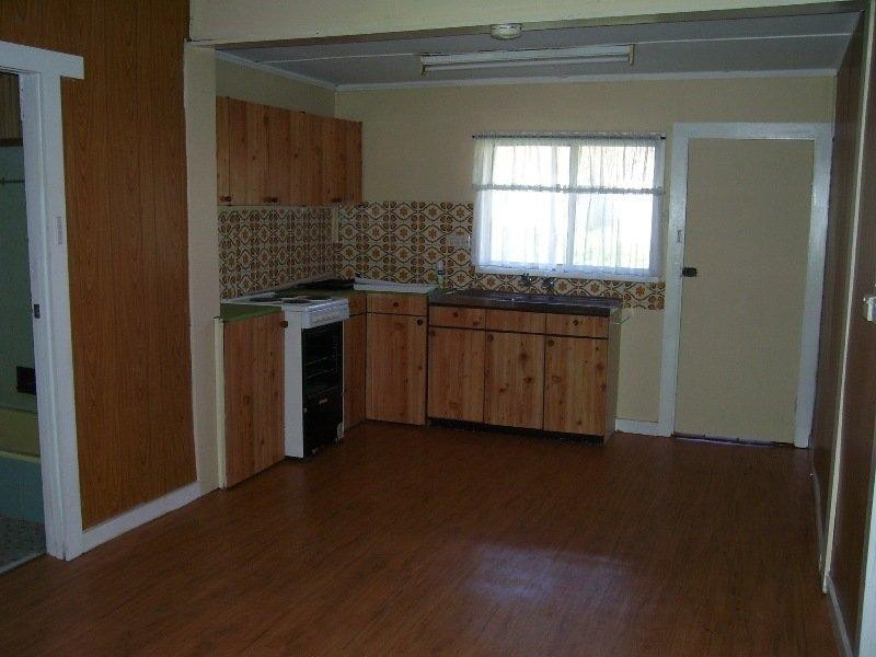 39 Forbes Road, Parkes NSW 2870