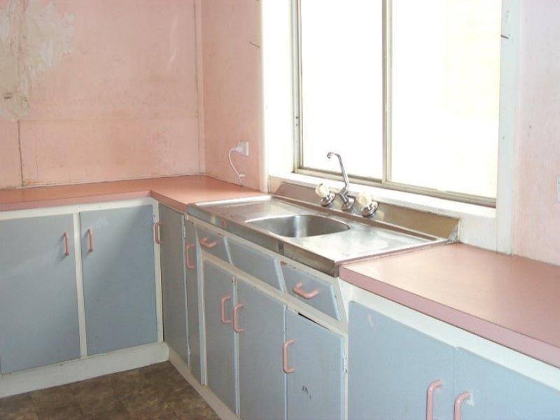 4 Talbot Street, Parkes NSW 2870