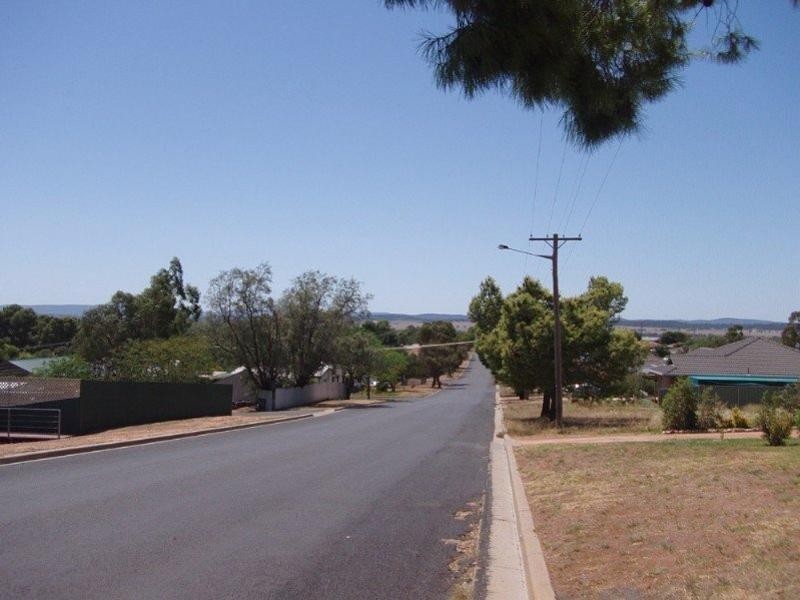 35 Medlyn Street, Parkes NSW 2870