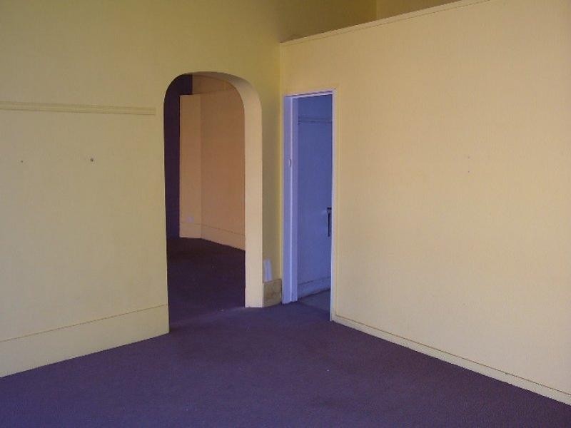 8 Dalton Street, Parkes NSW 2870