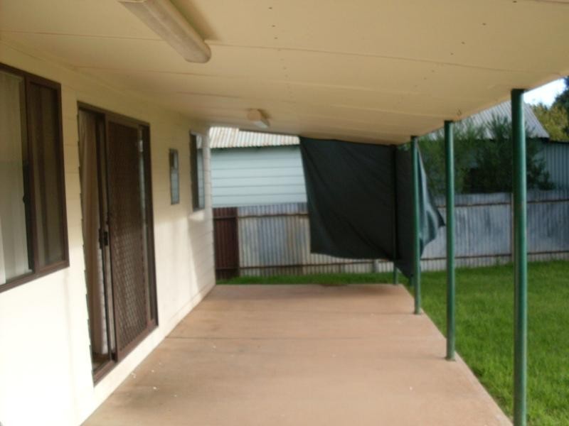 24 Pearce Street, Parkes NSW 2870