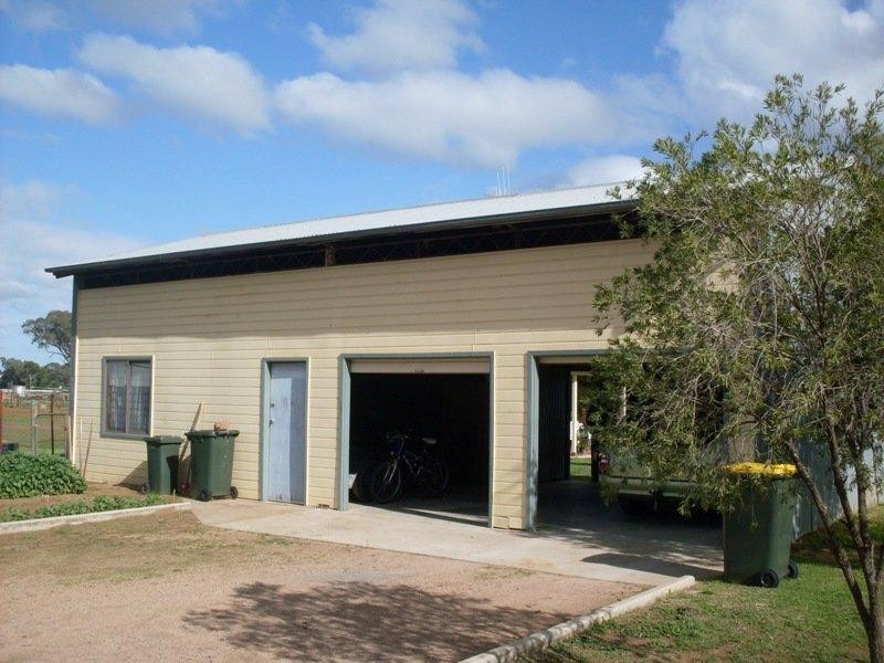23 Kelly Road, Parkes NSW 2870