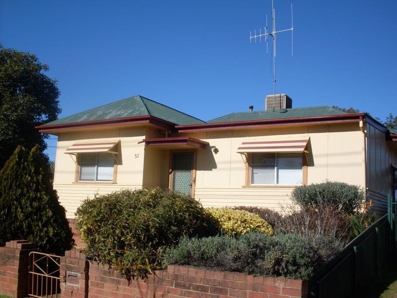 57 Woodward Street, Parkes NSW 2870