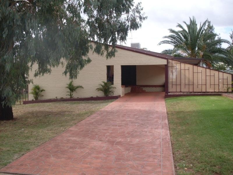 112 Mitchell Street, Parkes NSW 2870