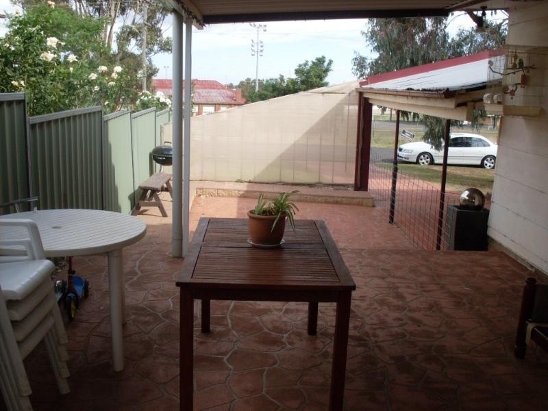 112 Mitchell Street, Parkes NSW 2870