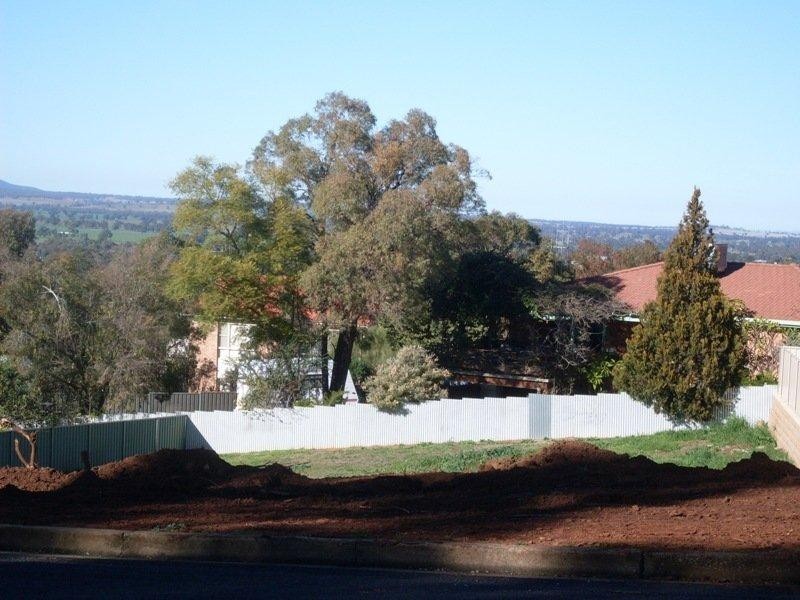 43 Reid Street, Parkes NSW 2870