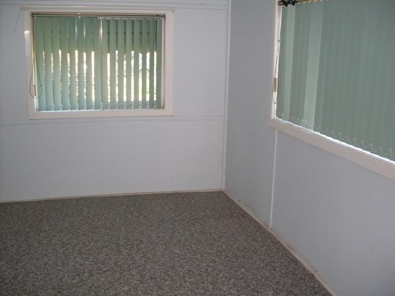 9 Cowra Street, Gooloogong NSW 2805