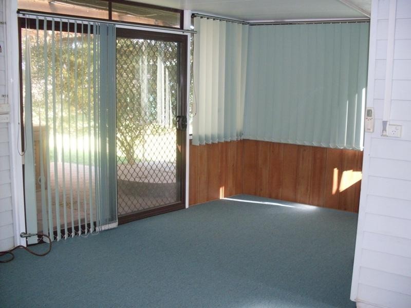 9 Cowra Street, Gooloogong NSW 2805