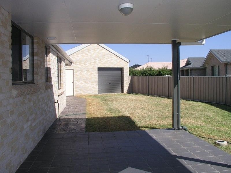 33 Noonan Street, Parkes NSW 2870