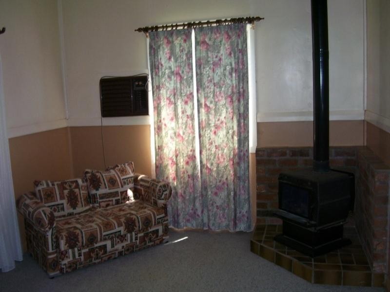 114 Euchie Street, Peak Hill NSW 2869