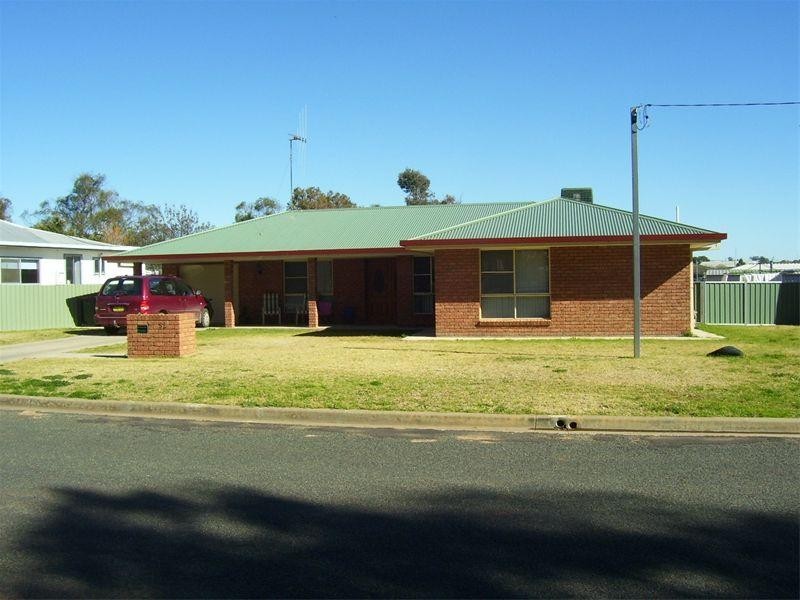 52 Forbes Road, Parkes NSW 2870