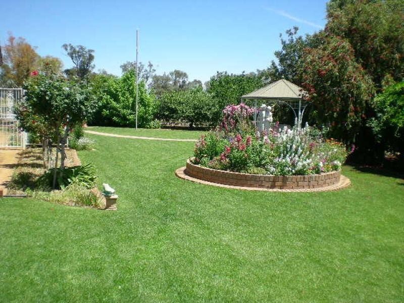 Four Winds Bogan Road, Goonumbla NSW 2870