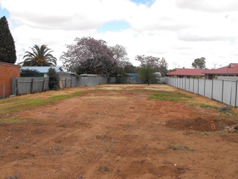 33 Cecile Street, Parkes NSW 2870