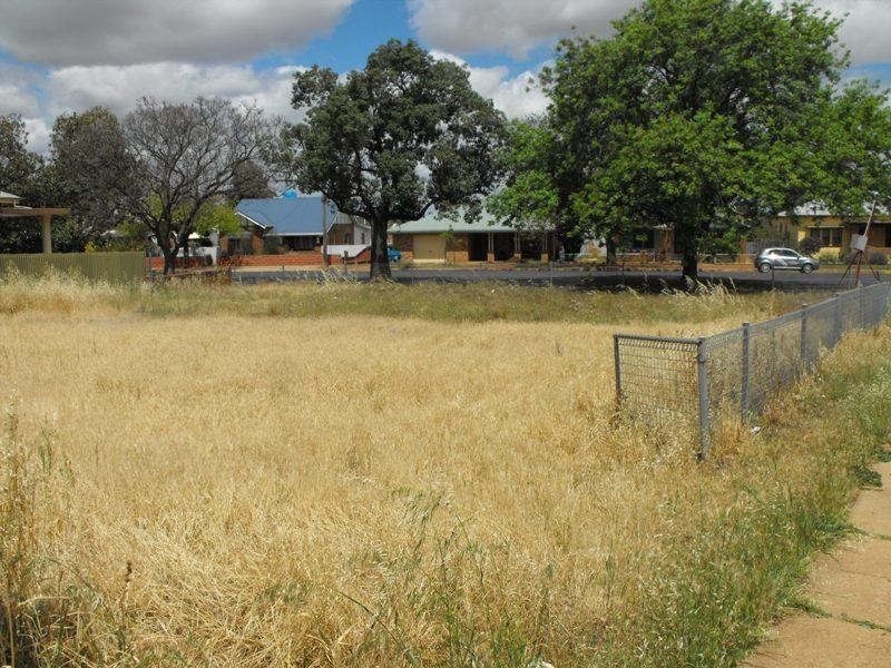 50 Cecile Street, Parkes NSW 2870
