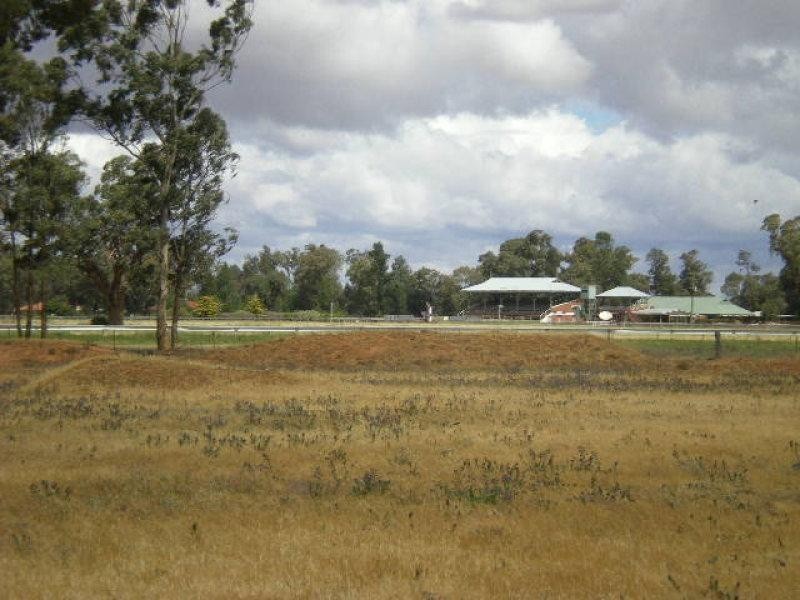 35-37 Kelly Road, Parkes NSW 2870