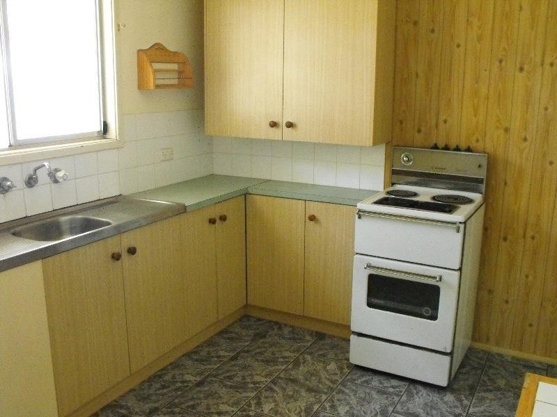 62 Woodward Street, Parkes NSW 2870