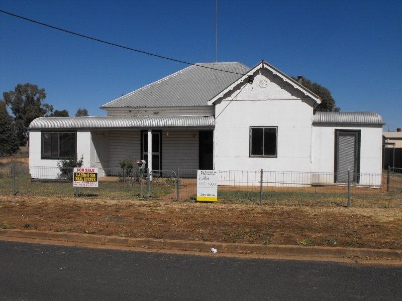 24 West Street, Trundle NSW 2875