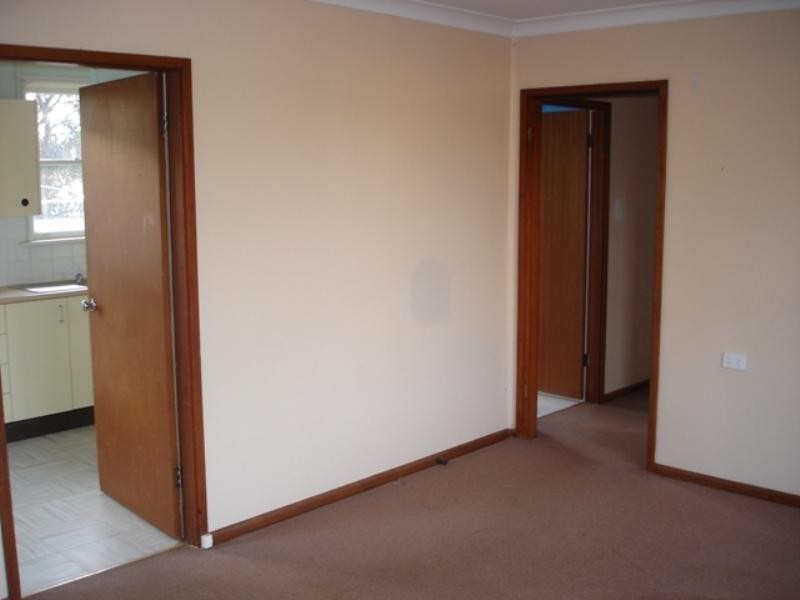 6 Fisher Street, Parkes NSW 2870