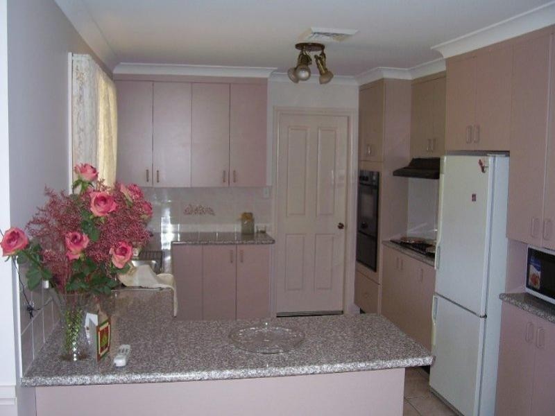 14 Christina Close, Parkes NSW 2870