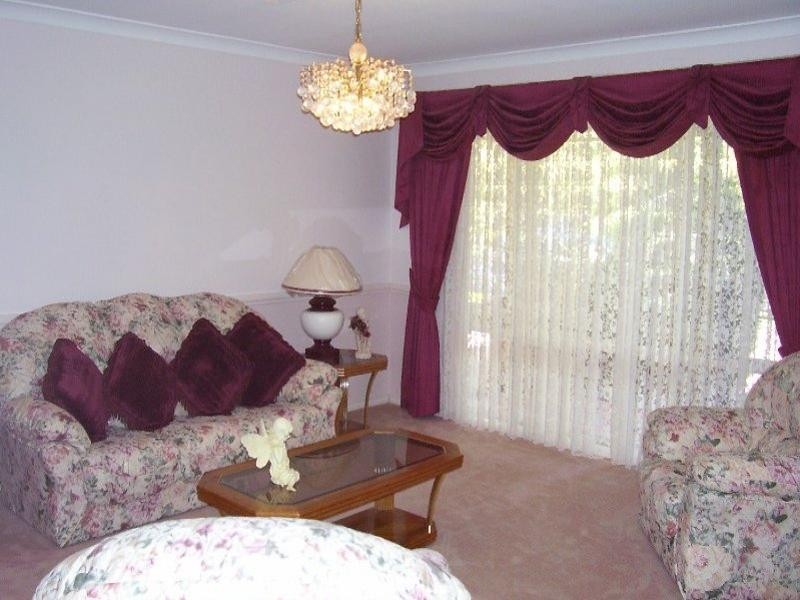 14 Christina Close, Parkes NSW 2870