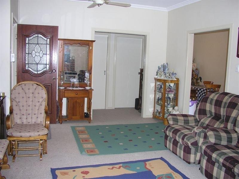82 High Street, Parkes NSW 2870