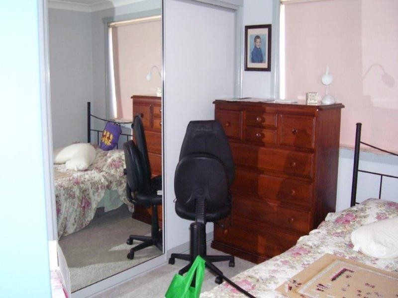 18 Georgefield Drive, Parkes NSW 2870