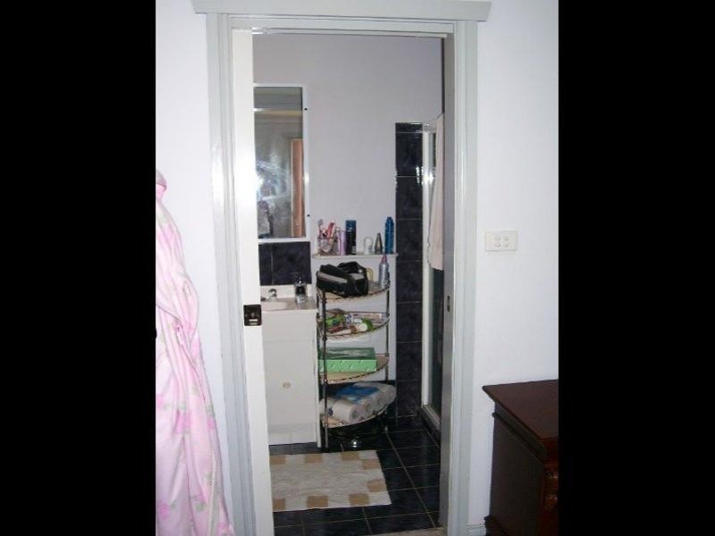 18 Georgefield Drive, Parkes NSW 2870