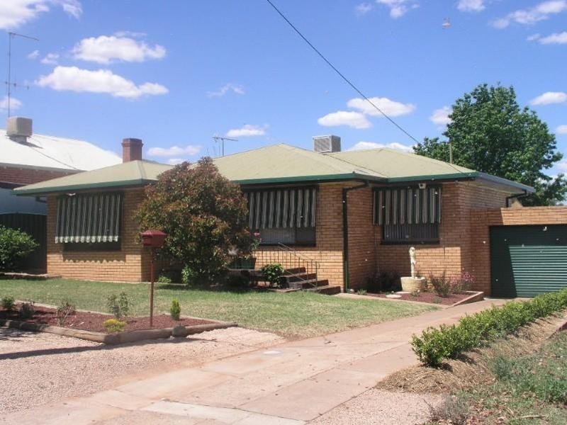 22 Weston Street, Parkes NSW 2870