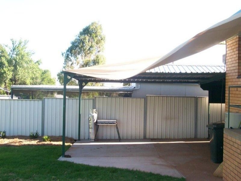22 Weston Street, Parkes NSW 2870
