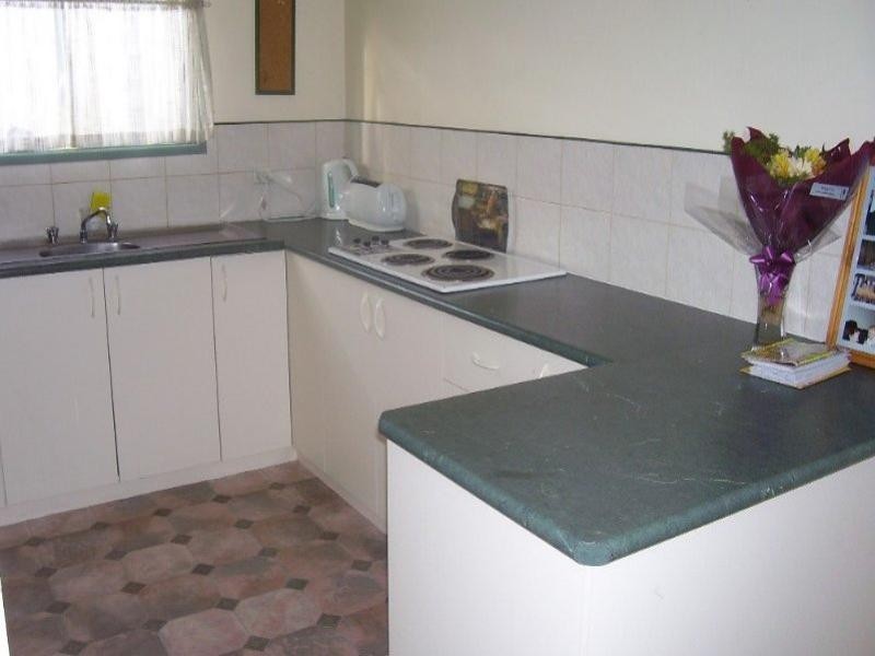 6 Welcome Street, Parkes NSW 2870