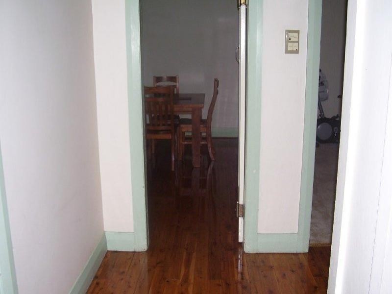 6 Welcome Street, Parkes NSW 2870