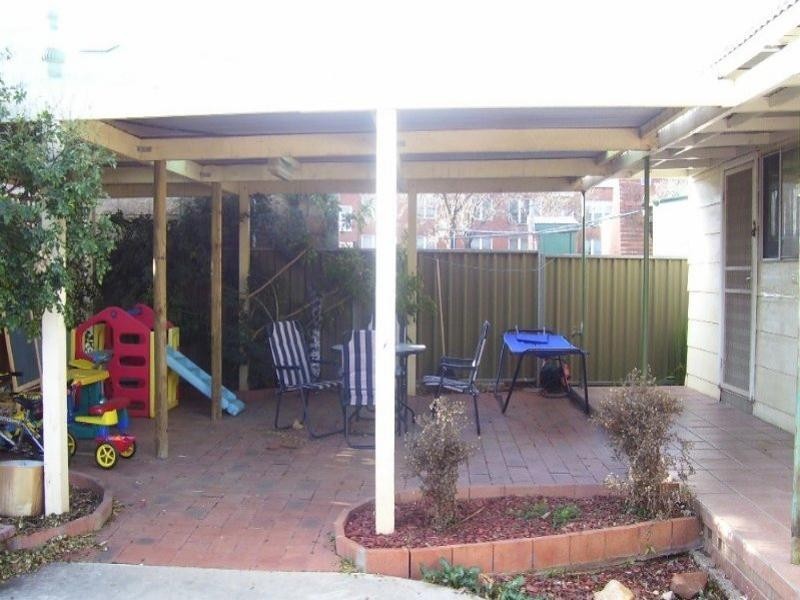 6 Welcome Street, Parkes NSW 2870