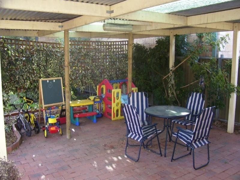 6 Welcome Street, Parkes NSW 2870